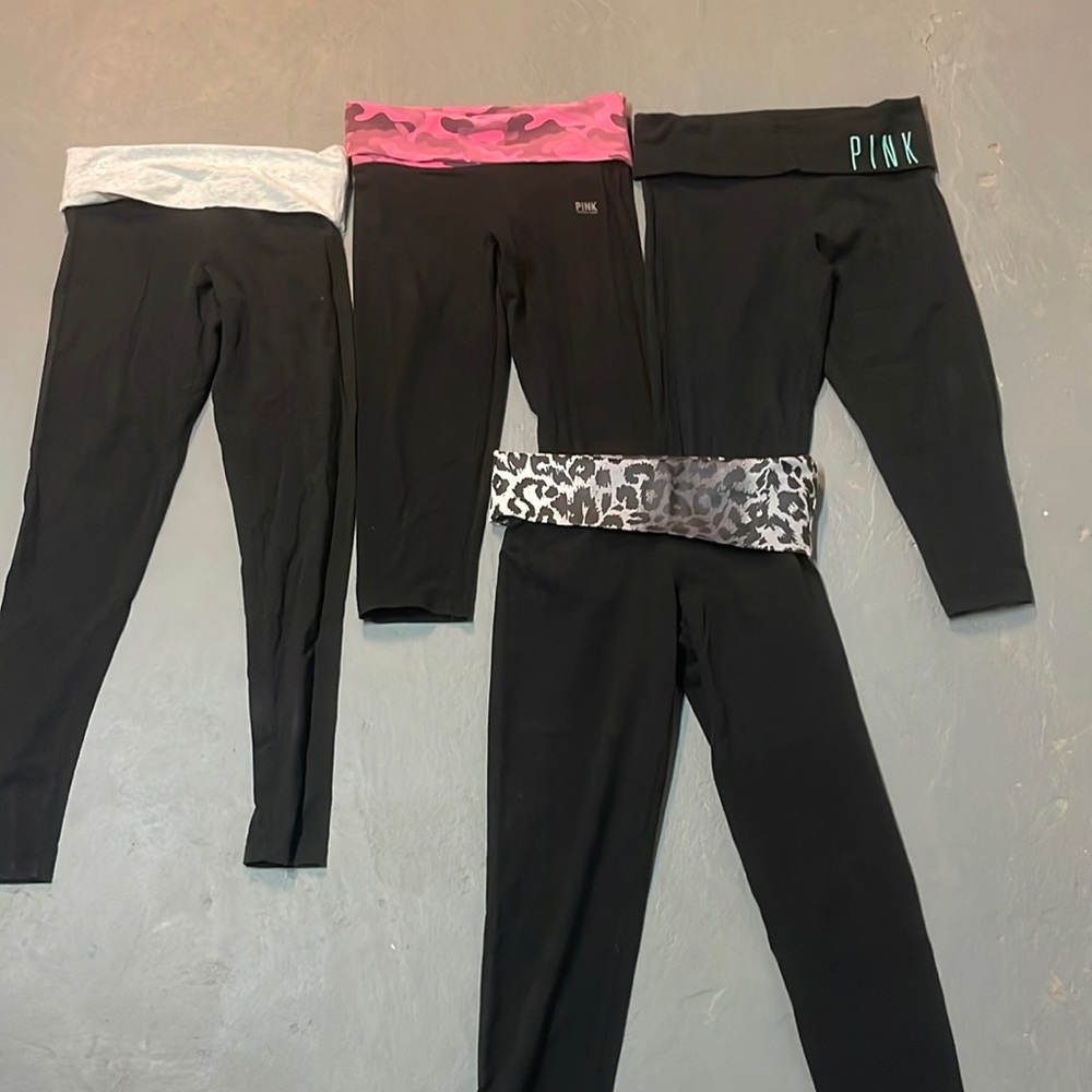 Victoria Secrets PINK Yoga Pants / Capris